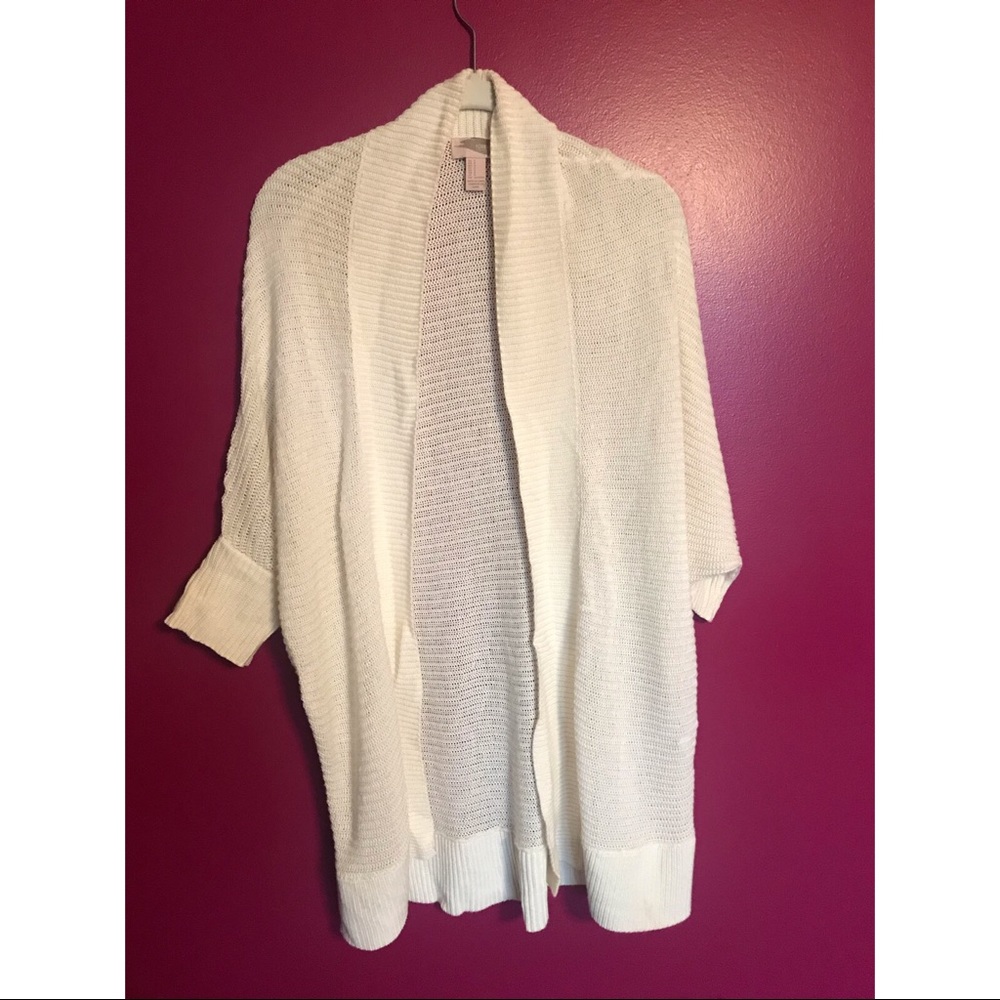 F21 Contemporary lightweight sweater cardigan